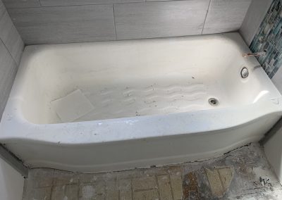 Bathtub Crack Repair, Repair Bathtubs, Tile Refinishing, Tub Reglazing