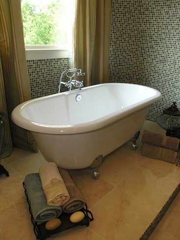 Fiberglass tub